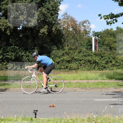 10.08.2025 - GEWOBA Citytriathlon Bremen Yannick Fuchs http://msf.ph/oto/8571930 10.08.2025 14:43:31 Radfahren 109, 157, 234, 251, 259, 311, 462 meine-sportfotos.de