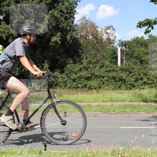 10.08.2025 - GEWOBA Citytriathlon Bremen Yannick Fuchs http://msf.ph/oto/8572018 10.08.2025 14:45:07 Radfahren 35, 198, 326, 336, 346, 453, 484, 497 meine-sportfotos.de