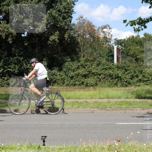10.08.2025 - GEWOBA Citytriathlon Bremen Yannick Fuchs http://msf.ph/oto/8572079 10.08.2025 14:47:18 Radfahren 220 meine-sportfotos.de