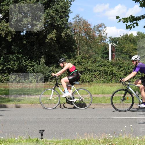 10.08.2025 - GEWOBA Citytriathlon Bremen Yannick Fuchs http://msf.ph/oto/8572103 10.08.2025 14:48:20 Radfahren 189, 196, 350, 447, 457 meine-sportfotos.de