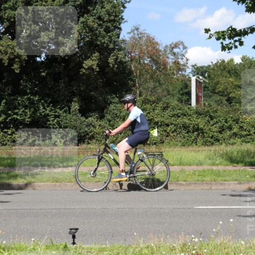 10.08.2025 - GEWOBA Citytriathlon Bremen Yannick Fuchs http://msf.ph/oto/8572114 10.08.2025 14:48:41 Radfahren 179, 276, 365, 389, 426, 487 meine-sportfotos.de