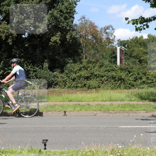10.08.2025 - GEWOBA Citytriathlon Bremen Yannick Fuchs http://msf.ph/oto/8572115 10.08.2025 14:48:41 Radfahren 179, 276, 365, 389, 426, 487 meine-sportfotos.de