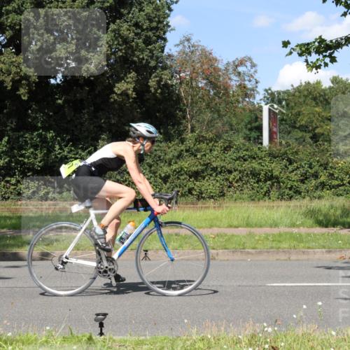 10.08.2025 - GEWOBA Citytriathlon Bremen Yannick Fuchs http://msf.ph/oto/8572154 10.08.2025 14:49:41 Radfahren 6, 169, 193, 286, 305, 328, 377, 402, 407, 429, 461, 466, 491, 517 meine-sportfotos.de