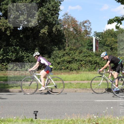 10.08.2025 - GEWOBA Citytriathlon Bremen Yannick Fuchs http://msf.ph/oto/8572180 10.08.2025 14:50:24 Radfahren 231, 352, 410, 416, 504 meine-sportfotos.de