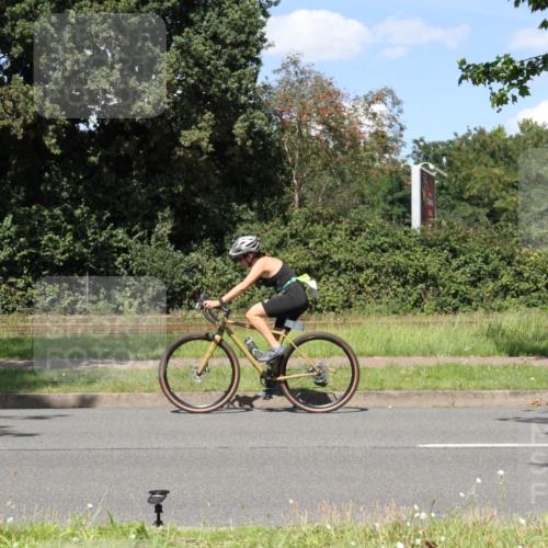 10.08.2025 - GEWOBA Citytriathlon Bremen Yannick Fuchs http://msf.ph/oto/8572218 10.08.2025 14:51:41 Radfahren 183, 237, 374, 523 meine-sportfotos.de