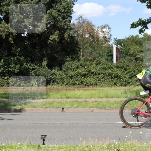 10.08.2025 - GEWOBA Citytriathlon Bremen Yannick Fuchs http://msf.ph/oto/8572220 10.08.2025 14:51:50 Radfahren 183, 237, 368, 523 meine-sportfotos.de