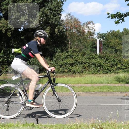 10.08.2025 - GEWOBA Citytriathlon Bremen Yannick Fuchs http://msf.ph/oto/8572245 10.08.2025 14:52:36 Radfahren 329, 347, 439, 459, 469 meine-sportfotos.de