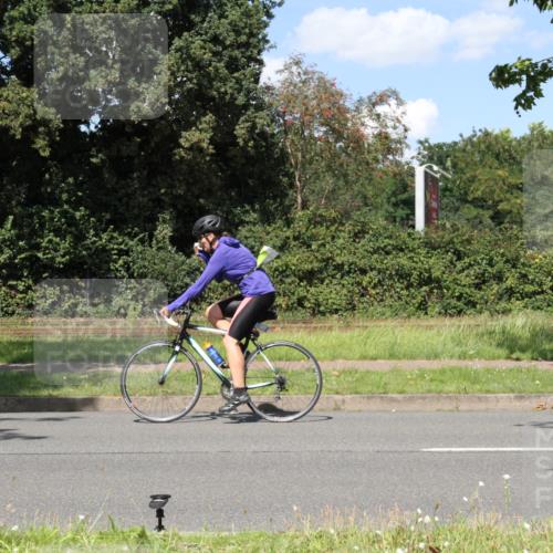 10.08.2025 - GEWOBA Citytriathlon Bremen Yannick Fuchs http://msf.ph/oto/8572247 10.08.2025 14:52:41 Radfahren 329, 347, 439, 459, 469 meine-sportfotos.de