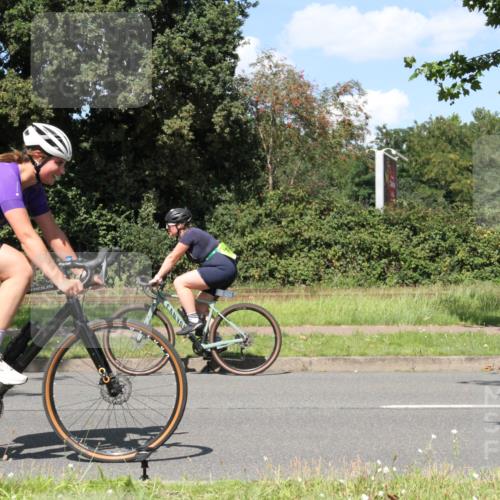10.08.2025 - GEWOBA Citytriathlon Bremen Yannick Fuchs http://msf.ph/oto/8572255 10.08.2025 14:52:59 Radfahren 376, 378, 385, 463, 510 meine-sportfotos.de