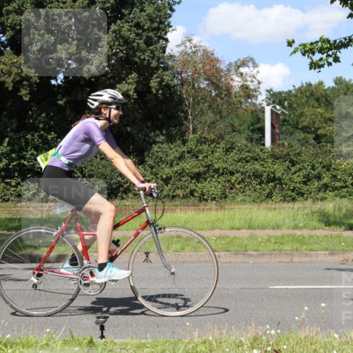 10.08.2025 - GEWOBA Citytriathlon Bremen Yannick Fuchs http://msf.ph/oto/8572259 10.08.2025 14:53:02 Radfahren 376, 378, 385, 463, 510 meine-sportfotos.de