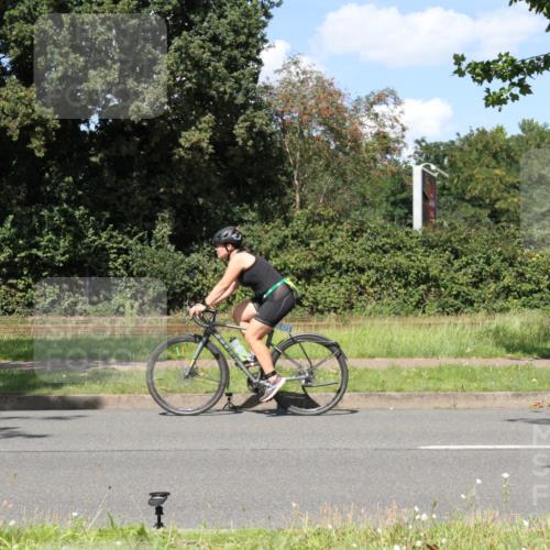 10.08.2025 - GEWOBA Citytriathlon Bremen Yannick Fuchs http://msf.ph/oto/8572260 10.08.2025 14:53:02 Radfahren 376, 378, 385, 463, 510 meine-sportfotos.de