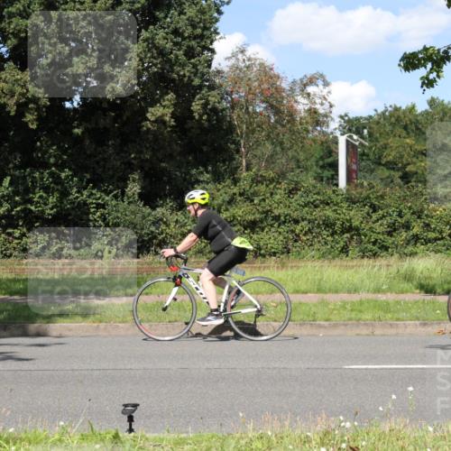10.08.2025 - GEWOBA Citytriathlon Bremen Yannick Fuchs http://msf.ph/oto/8572264 10.08.2025 14:53:10 Radfahren 188, 376, 385, 463 meine-sportfotos.de