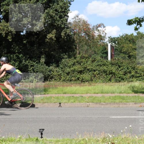 10.08.2025 - GEWOBA Citytriathlon Bremen Yannick Fuchs http://msf.ph/oto/8572266 10.08.2025 14:53:11 Radfahren 188, 376, 385, 463 meine-sportfotos.de