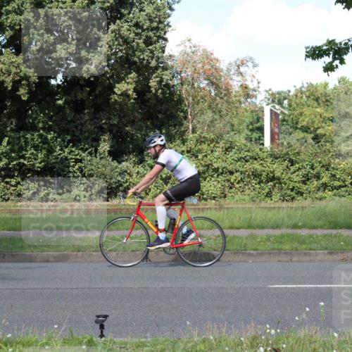 10.08.2025 - GEWOBA Citytriathlon Bremen Yannick Fuchs http://msf.ph/oto/8572280 10.08.2025 14:53:35 Radfahren 419, 438, 501 meine-sportfotos.de