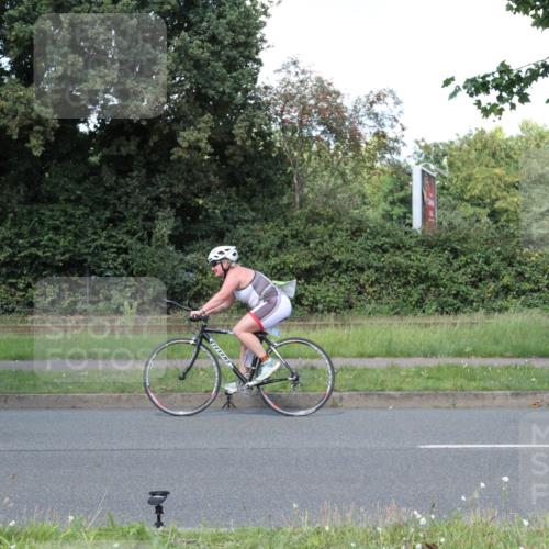 10.08.2025 - GEWOBA Citytriathlon Bremen Yannick Fuchs http://msf.ph/oto/8572310 10.08.2025 14:54:27 Radfahren 194, 206, 316, 324, 370, 387, 393, 440, 454, 475, 489, 507, 514, 518 meine-sportfotos.de