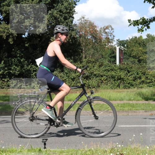 10.08.2025 - GEWOBA Citytriathlon Bremen Yannick Fuchs http://msf.ph/oto/8572343 10.08.2025 14:55:57 Radfahren 149 meine-sportfotos.de