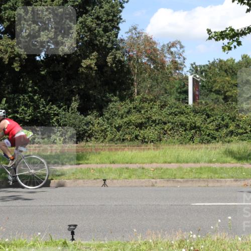 10.08.2025 - GEWOBA Citytriathlon Bremen Yannick Fuchs http://msf.ph/oto/8572377 10.08.2025 14:58:29 Radfahren 421 meine-sportfotos.de