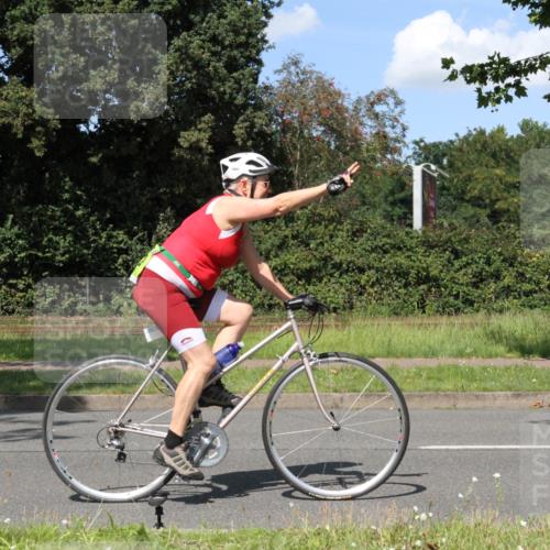10.08.2025 - GEWOBA Citytriathlon Bremen Yannick Fuchs http://msf.ph/oto/8572384 10.08.2025 14:59:47 Radfahren 380 meine-sportfotos.de