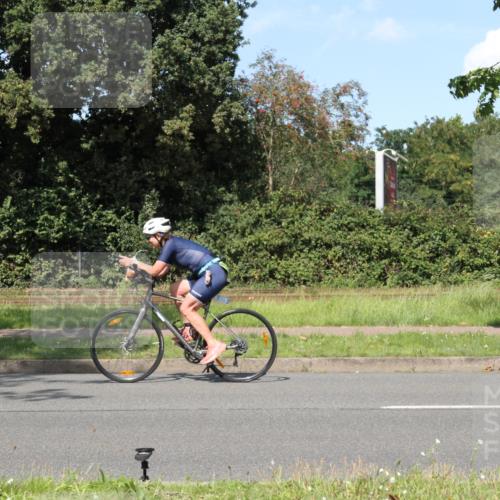 10.08.2025 - GEWOBA Citytriathlon Bremen Yannick Fuchs http://msf.ph/oto/8572393 10.08.2025 15:02:03 Radfahren  meine-sportfotos.de