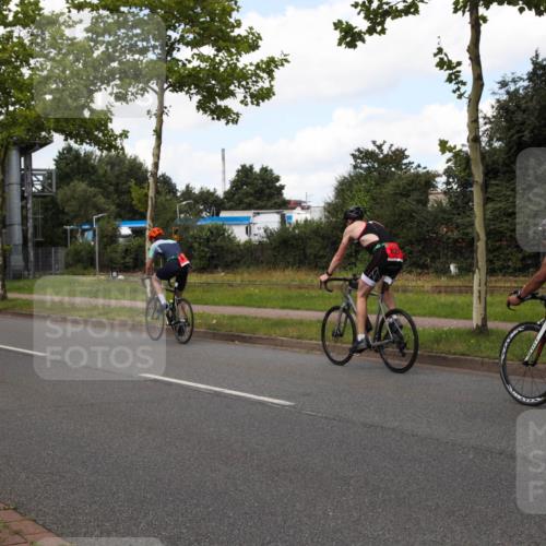 10.08.2025 - GEWOBA Citytriathlon Bremen Yannick Fuchs http://msf.ph/oto/8572469 10.08.2025 12:47:58 Radfahren 566, 587, 590, 656, 679, 767, 884, 916, 941, 943, 951 meine-sportfotos.de