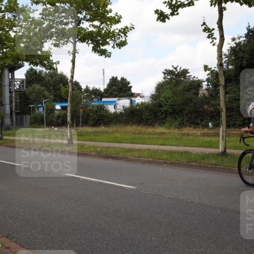 10.08.2025 - GEWOBA Citytriathlon Bremen Yannick Fuchs http://msf.ph/oto/8572665 10.08.2025 12:52:32 Radfahren 579, 599, 603, 639, 686, 701, 834, 858 meine-sportfotos.de