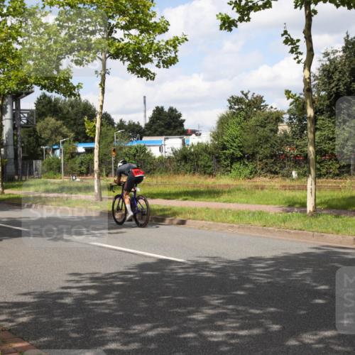 10.08.2025 - GEWOBA Citytriathlon Bremen Yannick Fuchs http://msf.ph/oto/8572773 10.08.2025 12:54:30 Radfahren 580, 582, 618, 634, 707, 740, 783, 789, 790, 826 meine-sportfotos.de