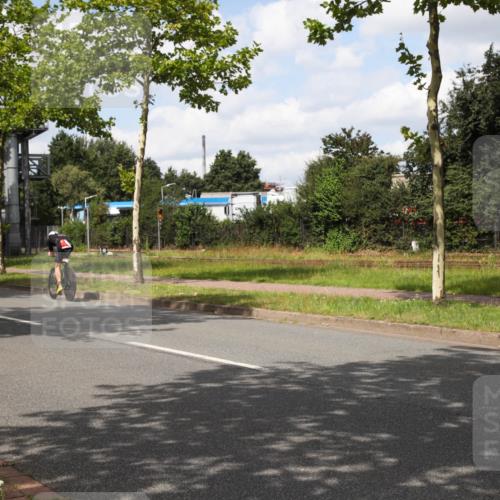 10.08.2025 - GEWOBA Citytriathlon Bremen Yannick Fuchs http://msf.ph/oto/8572801 10.08.2025 12:55:04 Radfahren 563, 591, 632, 714, 728, 761, 766, 781, 794, 877, 1015, 1029 meine-sportfotos.de