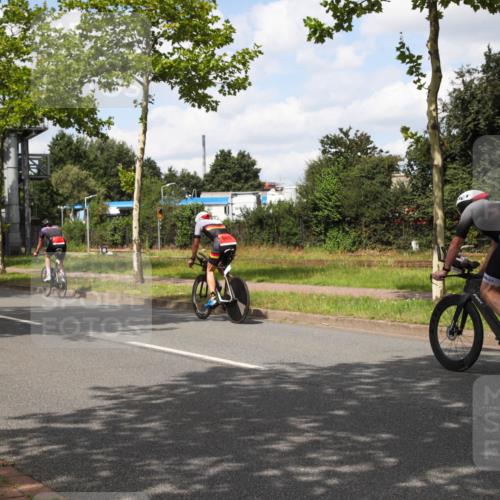 10.08.2025 - GEWOBA Citytriathlon Bremen Yannick Fuchs http://msf.ph/oto/8572804 10.08.2025 12:55:06 Radfahren 563, 591, 632, 714, 728, 761, 766, 781, 794, 877, 1015, 1029 meine-sportfotos.de