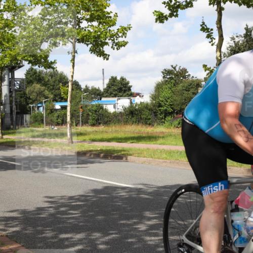 10.08.2025 - GEWOBA Citytriathlon Bremen Yannick Fuchs http://msf.ph/oto/8572814 10.08.2025 12:55:15 Radfahren 696, 714, 761, 766, 794, 877, 982, 1015 meine-sportfotos.de
