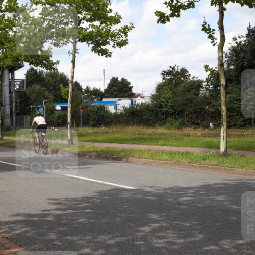 10.08.2025 - GEWOBA Citytriathlon Bremen Yannick Fuchs http://msf.ph/oto/8572847 10.08.2025 12:55:44 Radfahren 636, 658, 729, 779, 804, 843, 880, 890, 896 meine-sportfotos.de