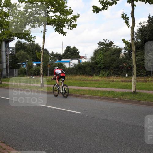10.08.2025 - GEWOBA Citytriathlon Bremen Yannick Fuchs http://msf.ph/oto/8572859 10.08.2025 12:56:05 Radfahren 589, 662, 765, 784, 883, 890, 896, 1024, 1025 meine-sportfotos.de