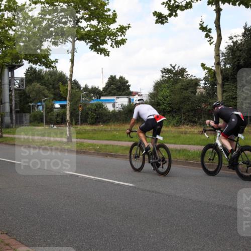 10.08.2025 - GEWOBA Citytriathlon Bremen Yannick Fuchs http://msf.ph/oto/8572867 10.08.2025 12:56:12 Radfahren 589, 662, 764, 765, 784, 844, 1024, 1025 meine-sportfotos.de