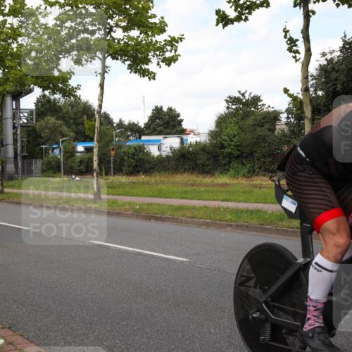 10.08.2025 - GEWOBA Citytriathlon Bremen Yannick Fuchs http://msf.ph/oto/8572878 10.08.2025 12:56:28 Radfahren 555, 567, 589, 678, 706, 721, 737, 749, 764, 772, 782, 814, 831, 844 meine-sportfotos.de