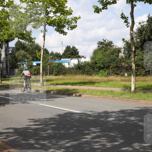 10.08.2025 - GEWOBA Citytriathlon Bremen Yannick Fuchs http://msf.ph/oto/8572915 10.08.2025 12:57:02 Radfahren 559, 597, 672, 723, 730, 755, 830, 879, 913, 940, 969, 1003, 1014 meine-sportfotos.de