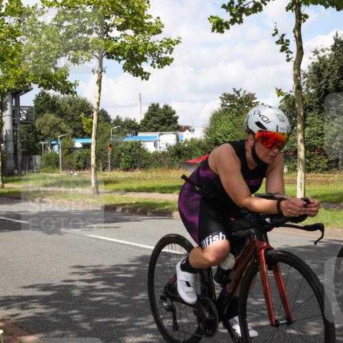10.08.2025 - GEWOBA Citytriathlon Bremen Yannick Fuchs http://msf.ph/oto/8572952 10.08.2025 12:57:15 Radfahren 559, 572, 723, 730, 758, 849, 879, 892, 900, 940, 969, 1003 meine-sportfotos.de