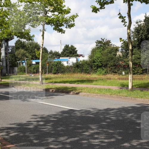 10.08.2025 - GEWOBA Citytriathlon Bremen Yannick Fuchs http://msf.ph/oto/8572994 10.08.2025 12:57:32 Radfahren 572, 690, 720, 825, 853, 892, 900, 1018 meine-sportfotos.de
