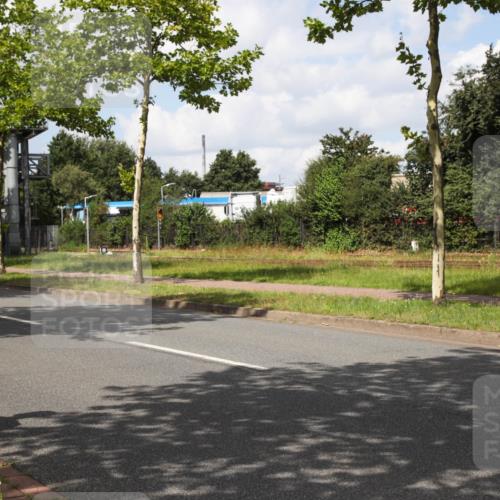 10.08.2025 - GEWOBA Citytriathlon Bremen Yannick Fuchs http://msf.ph/oto/8573011 10.08.2025 12:57:37 Radfahren 690, 720, 825, 853, 869, 892, 900, 1018 meine-sportfotos.de