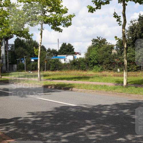 10.08.2025 - GEWOBA Citytriathlon Bremen Yannick Fuchs http://msf.ph/oto/8573050 10.08.2025 12:57:52 Radfahren 650, 660, 671, 825, 853, 869, 920, 1018 meine-sportfotos.de