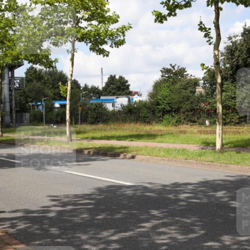 10.08.2025 - GEWOBA Citytriathlon Bremen Yannick Fuchs http://msf.ph/oto/8573058 10.08.2025 12:57:55 Radfahren 650, 660, 671, 825, 853, 869, 920, 1018 meine-sportfotos.de