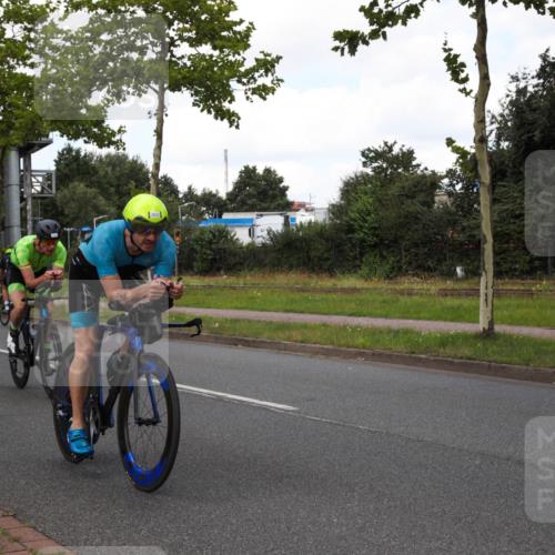 10.08.2025 - GEWOBA Citytriathlon Bremen Yannick Fuchs http://msf.ph/oto/8573131 10.08.2025 12:59:49 Radfahren 595, 614, 623, 628, 644, 698, 835, 850, 889, 907, 934, 949, 1002, 1030 meine-sportfotos.de