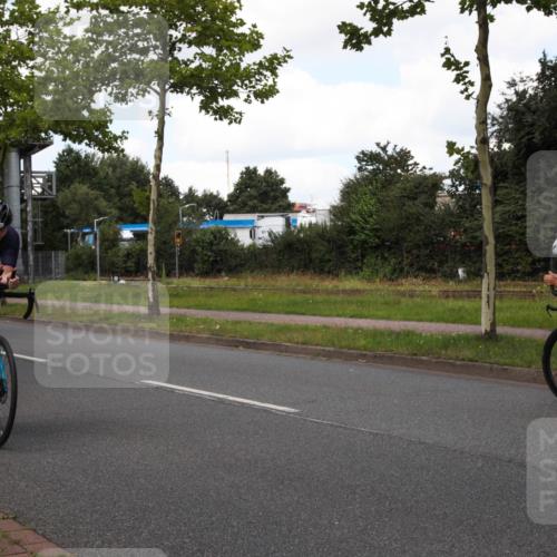 10.08.2025 - GEWOBA Citytriathlon Bremen Yannick Fuchs http://msf.ph/oto/8573188 10.08.2025 13:01:10 Radfahren 646, 669, 684, 713, 829, 837, 862, 926, 944, 1001 meine-sportfotos.de