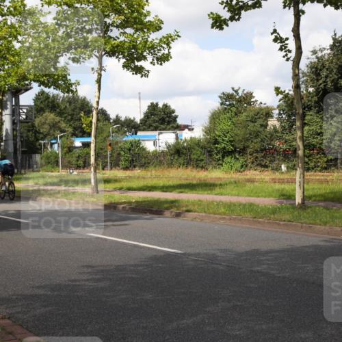10.08.2025 - GEWOBA Citytriathlon Bremen Yannick Fuchs http://msf.ph/oto/8573197 10.08.2025 13:01:34 Radfahren 608, 663, 703, 716, 754, 800, 816, 819, 828, 851 meine-sportfotos.de