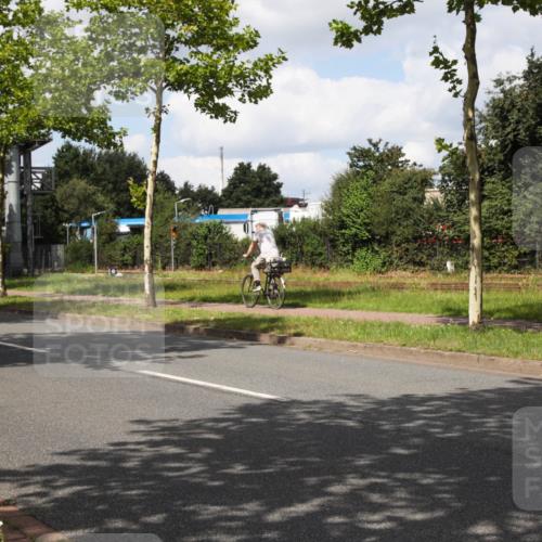 10.08.2025 - GEWOBA Citytriathlon Bremen Yannick Fuchs http://msf.ph/oto/8573200 10.08.2025 13:01:38 Radfahren 608, 663, 703, 716, 754, 800, 816, 819, 828, 851, 923 meine-sportfotos.de