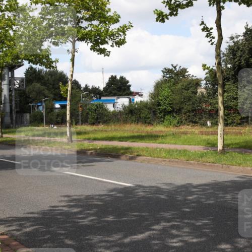 10.08.2025 - GEWOBA Citytriathlon Bremen Yannick Fuchs http://msf.ph/oto/8573233 10.08.2025 13:01:51 Radfahren 586, 663, 703, 754, 819, 828, 842, 851, 923, 953, 964, 1011 meine-sportfotos.de