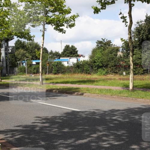 10.08.2025 - GEWOBA Citytriathlon Bremen Yannick Fuchs http://msf.ph/oto/8573252 10.08.2025 13:02:30 Radfahren 607, 647, 712, 771, 955 meine-sportfotos.de