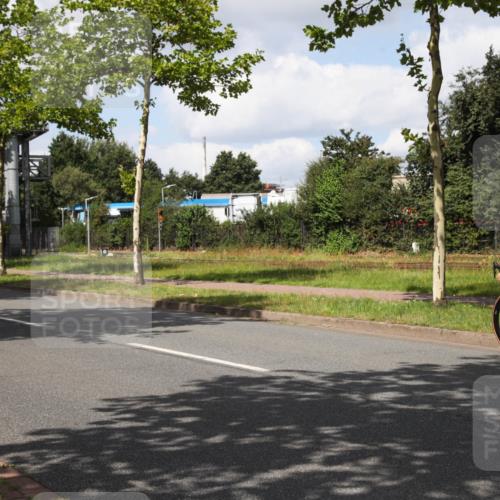 10.08.2025 - GEWOBA Citytriathlon Bremen Yannick Fuchs http://msf.ph/oto/8573291 10.08.2025 13:02:49 Radfahren 647, 661, 712, 911, 955, 1020 meine-sportfotos.de