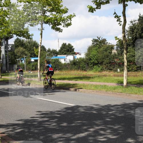 10.08.2025 - GEWOBA Citytriathlon Bremen Yannick Fuchs http://msf.ph/oto/8573417 10.08.2025 13:03:52 Radfahren 574, 576, 676, 685, 753, 812, 823, 908, 965, 1007 meine-sportfotos.de
