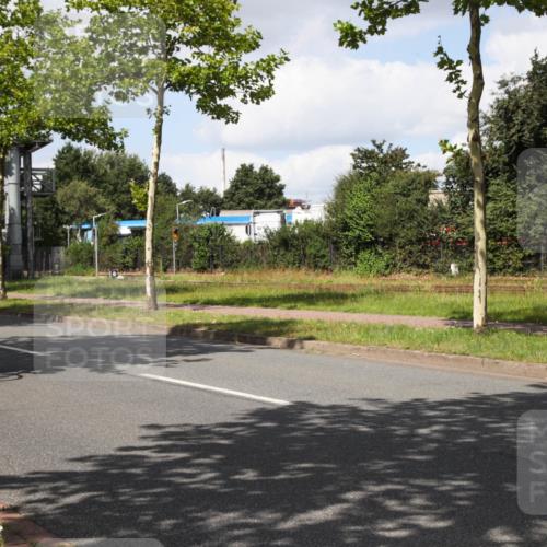 10.08.2025 - GEWOBA Citytriathlon Bremen Yannick Fuchs http://msf.ph/oto/8573424 10.08.2025 13:03:54 Radfahren 574, 576, 605, 676, 685, 753, 812, 823, 908, 965, 1007 meine-sportfotos.de