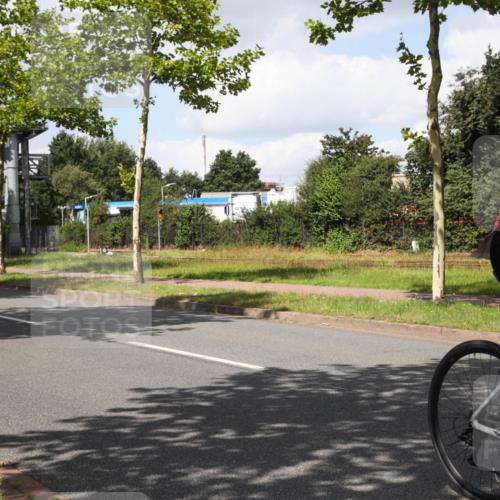 10.08.2025 - GEWOBA Citytriathlon Bremen Yannick Fuchs http://msf.ph/oto/8573427 10.08.2025 13:03:54 Radfahren 574, 576, 605, 676, 685, 753, 812, 823, 908, 965, 1007 meine-sportfotos.de
