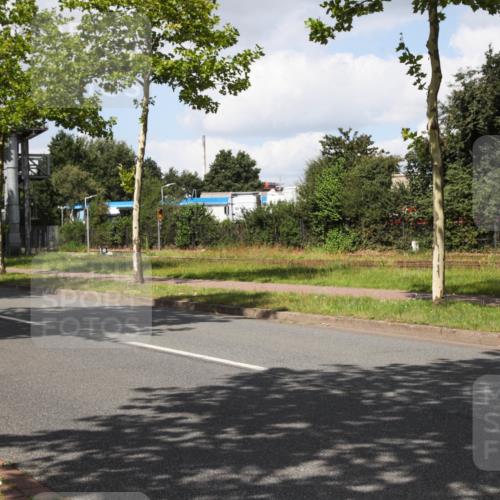 10.08.2025 - GEWOBA Citytriathlon Bremen Yannick Fuchs http://msf.ph/oto/8573464 10.08.2025 13:04:06 Radfahren 574, 576, 605, 625, 640, 676, 685, 697, 760, 769, 786, 946, 960, 963, 965, 1013, 1036 meine-sportfotos.de